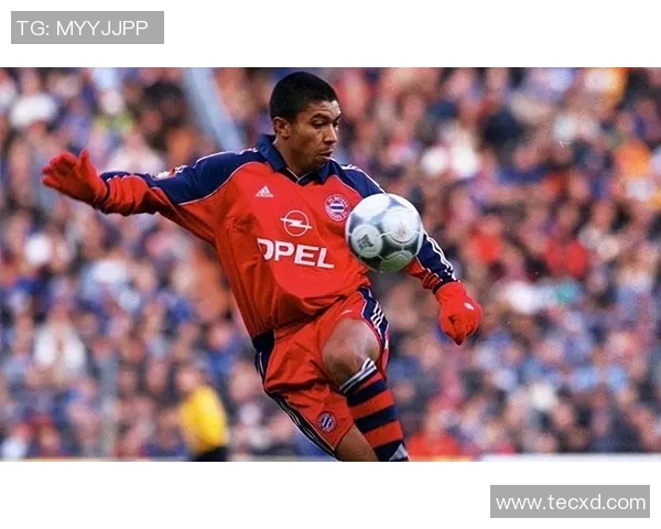 足球明星射门框背后的故事与传奇球员的精彩瞬间解析