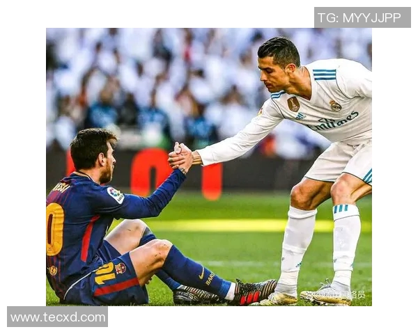 足球明星中谁是最强者探讨梅西C罗与其他传奇球员的实力对比